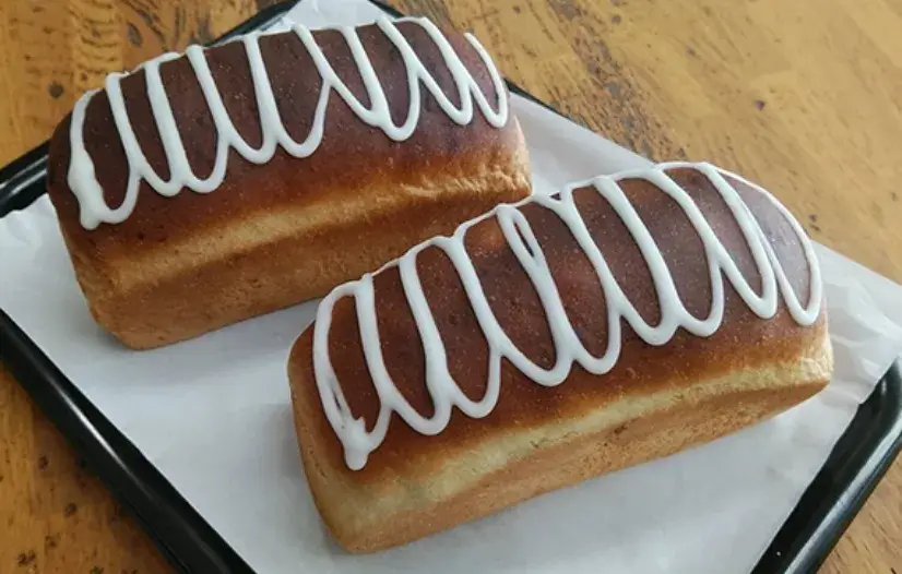 シナモンぶどうパン