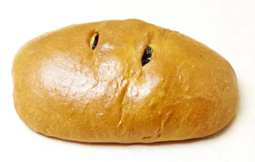 巨峰ぶどうパン